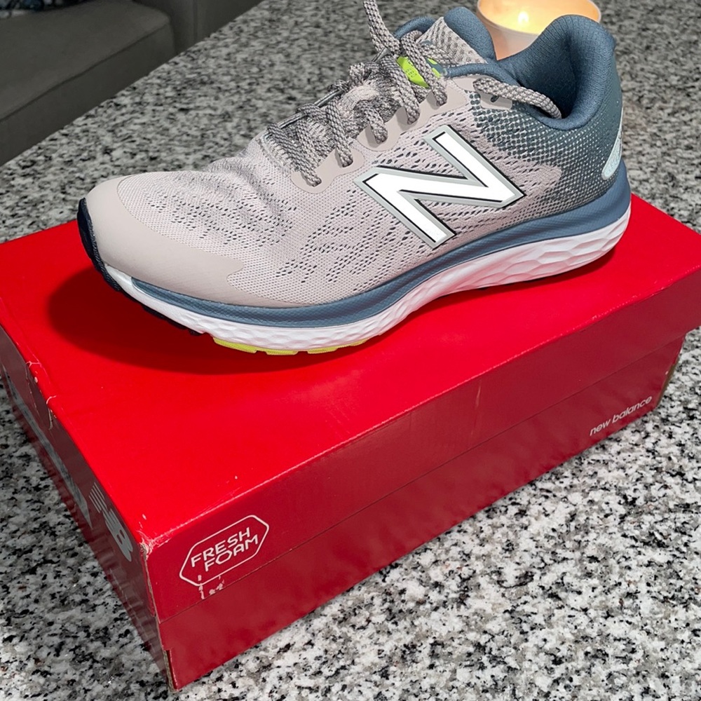 New balance shoes